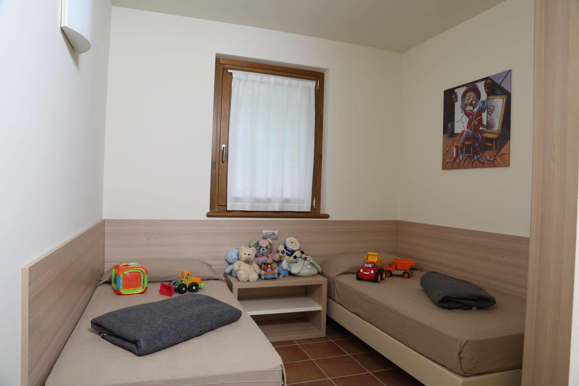Residence Corte Leonardo Garda  Kültér fotó